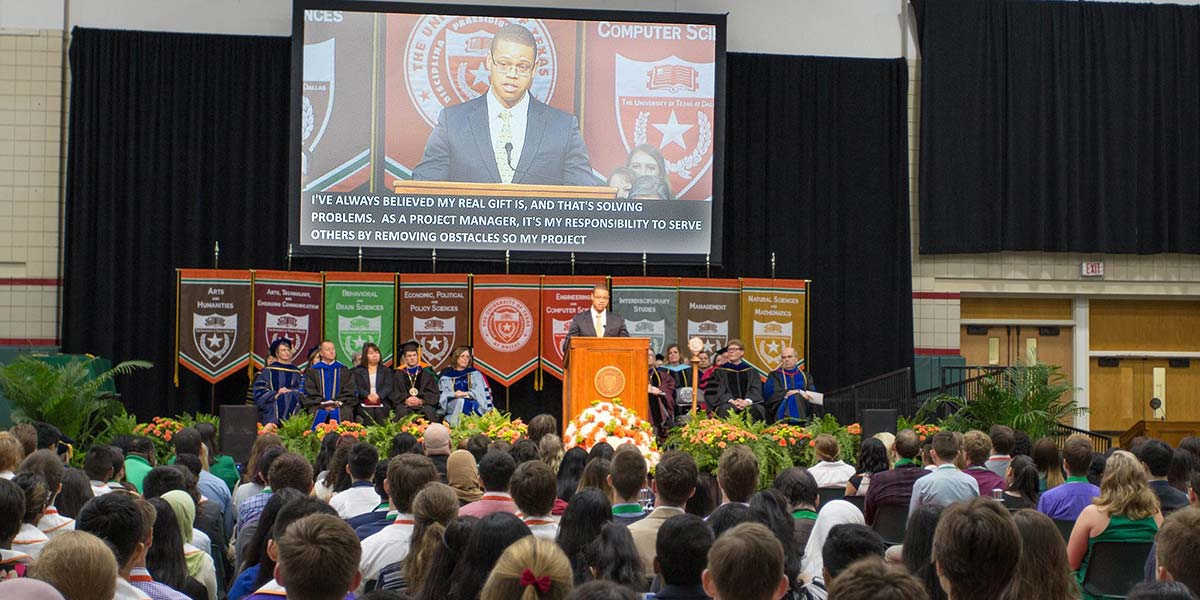 Desmond Blair Earns Undergraduate Alumni Achievement Award