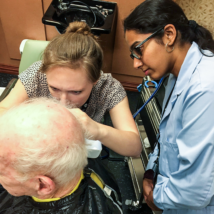 Audiology Students Help Nursing Center Patients