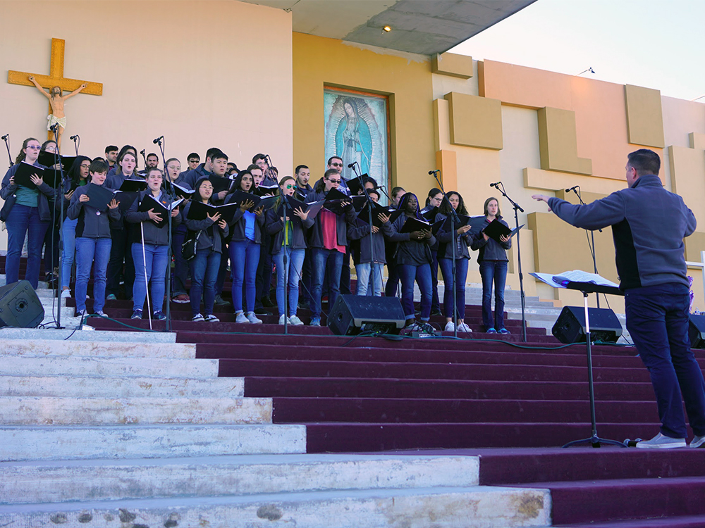 UTD Choir Trip to Border Promotes Healing, Unity