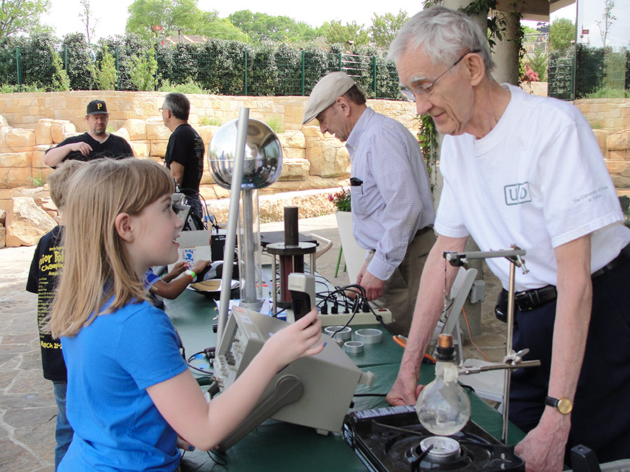 Science at the Arboretum with Dr. John Hoffman