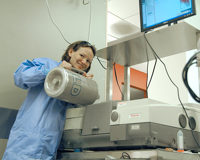 Dr. Katy Roodenko in a lab.